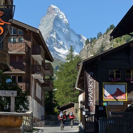 The Matterhorn Hostel Zermatt Dış mekan fotoğraf