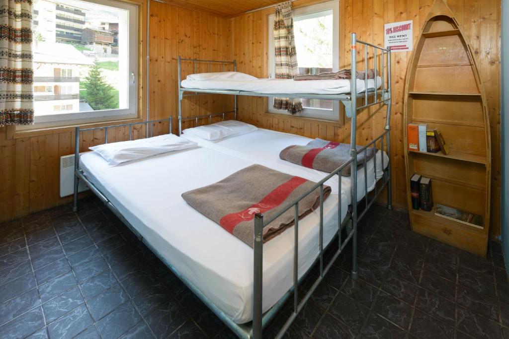 The Matterhorn Hostel Zermatt Oda fotoğraf